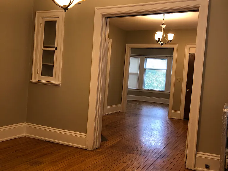 2539 S Graham St #LOWER — Photo 6