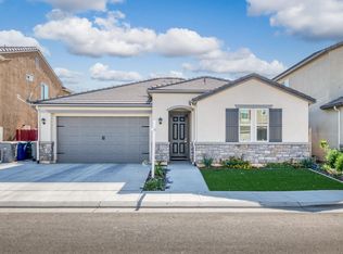 3440 Descanso Ave, Clovis, CA 93619