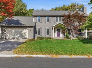 11828 Boulder Bay Rd, Eden Prairie, MN 55344