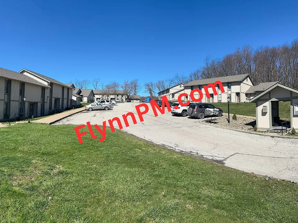 616 Sand Hill Rd #12