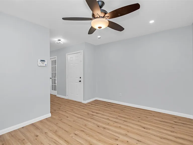 11018 Long Gate Dr — Photo 27