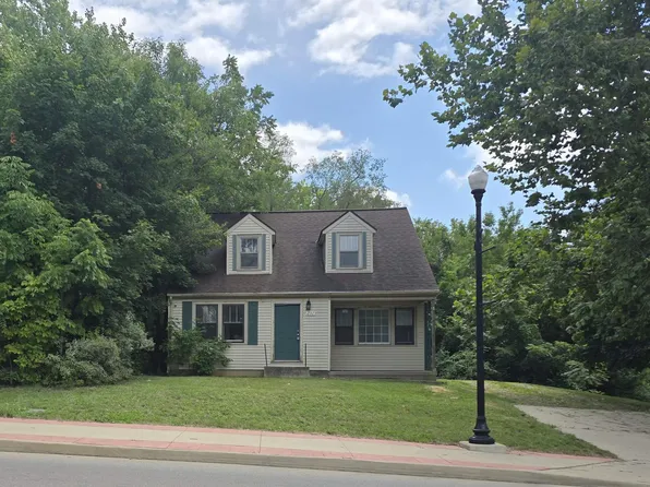232 S Main St, Creve Coeur, IL 61610