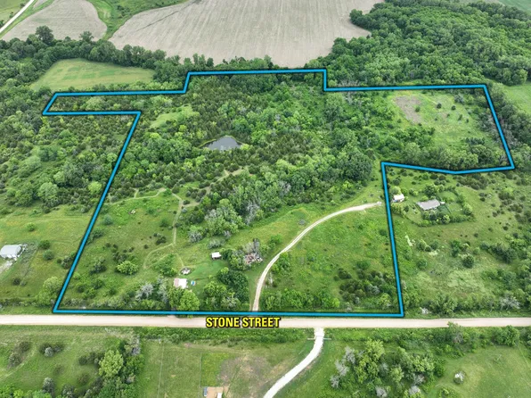 9267 Stone St, New Virginia, IA 50210