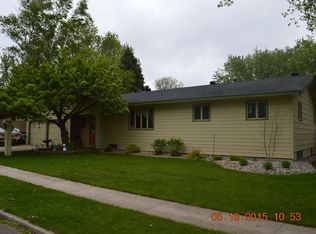 1264 4th St NW, Watertown, SD 57201