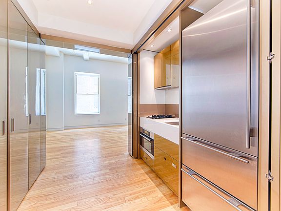 5th image of 16 W 19th St APT 5D