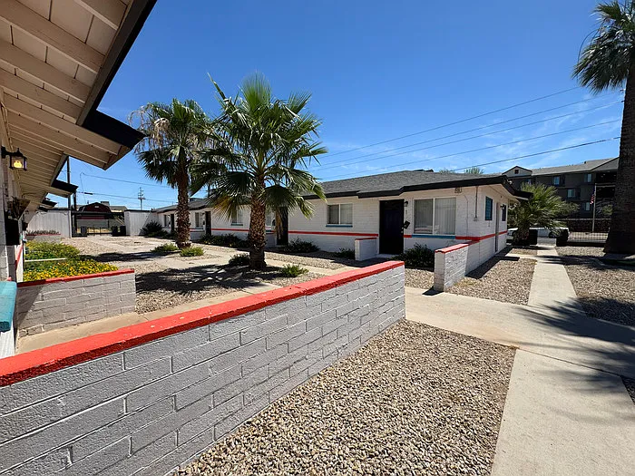 2 bed, 1.0 bath, 600 sqft, $1,199 — Photo 4