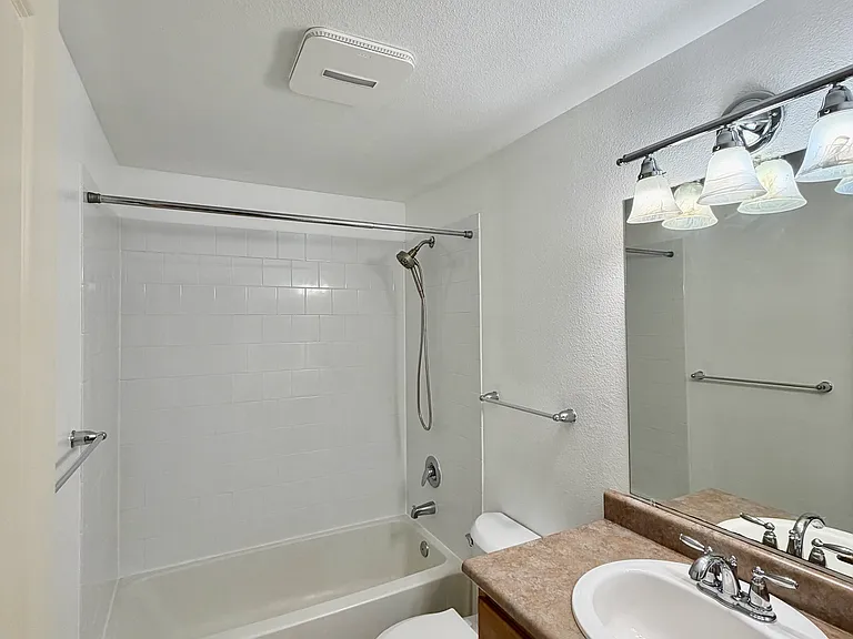700 Front St S #B208 — Photo 12
