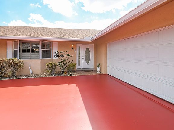2nd image of 226 SW Nativity Terrace