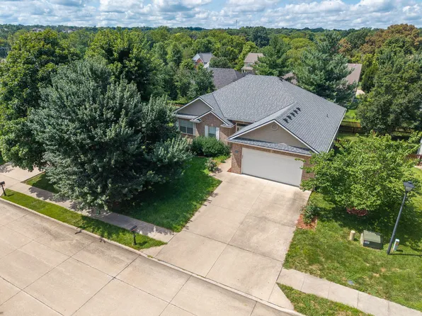 7011 Stanwood Dr, Columbia, MO 65203