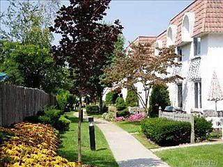 1st image of 107 Alhambra Dr