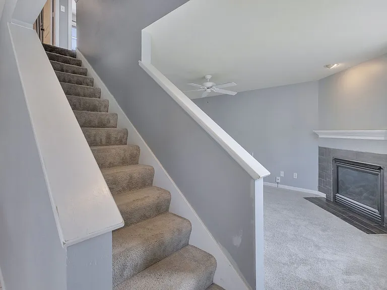 3907 Balmoral Dr — Photo 19