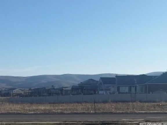 4th image of 5923 Park Meadow Dr