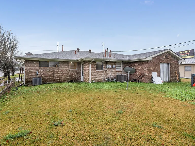 14228 Highway 90 #A — Photo 14