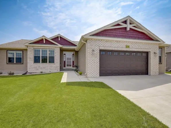 1420 Mud Lake Road, Lake Mills, WI 53551