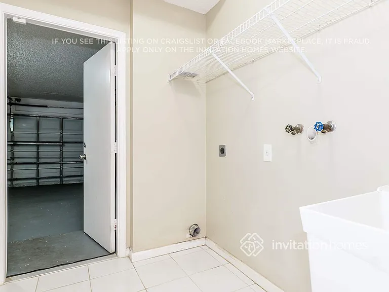 15062 Oak Chase Ct — Photo 16