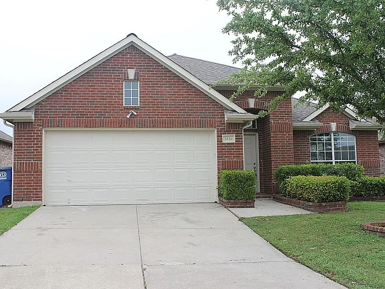 2616 Cascade Cove Dr — Photo 1