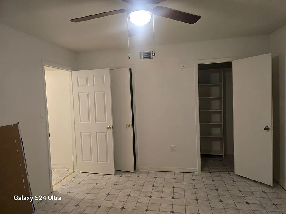 213 N 39th Ave