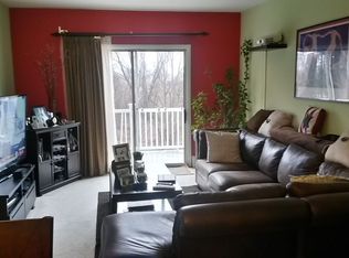 112 Euclid Ave APT 1, Stamford, CT 06902