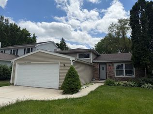 1500 Pershing Ave, Wheaton, IL 60189