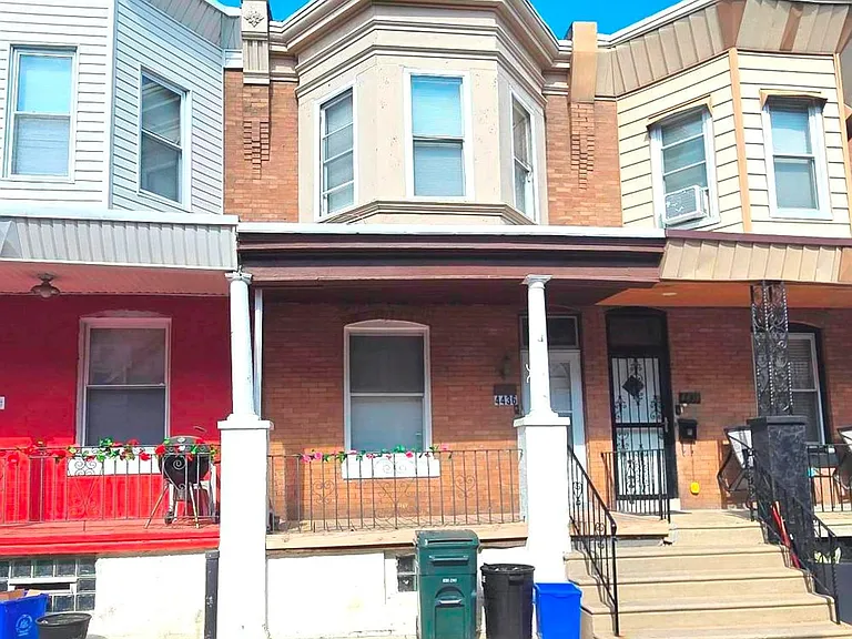 4436 N Chadwick St — Photo 1