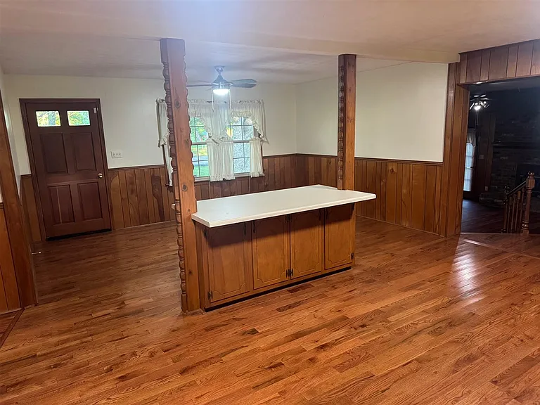 9625 State Highway 185 — Photo 11