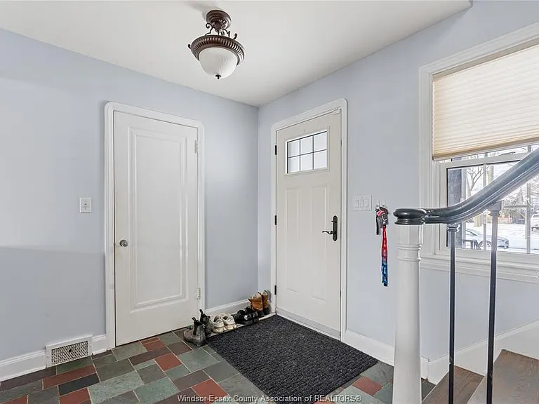 282 Rossini Blvd #UPPER — Photo 4