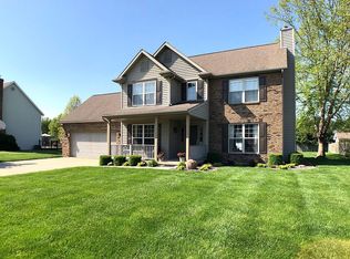 910 Northwood Dr, Effingham, IL 62401