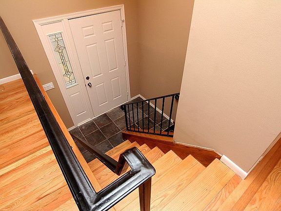 5th image of 5839 Thomas Ave S