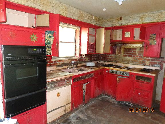 3rd image of 1804 NE 53rd St