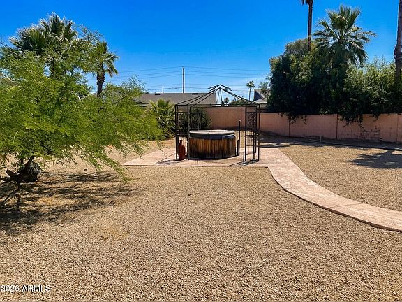 3rd image of 8332 E VALLEY VIEW Road