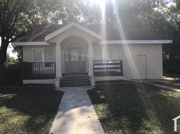 1014 W Rich Ave, Deland, FL 32720