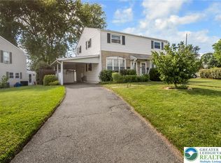1504 Valley Rd, Bethlehem, PA 18018