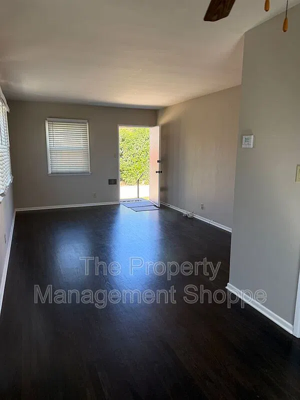 1 bed, 1.0 bath, 1222 sqft, $2,500 — Photo 4