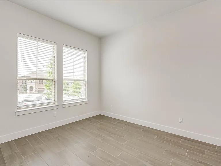 5417 Flowing Brook Cv — Photo 21