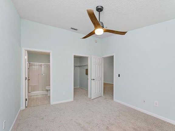 5th image of 7047 Deer Lodge Cir Unit 112
