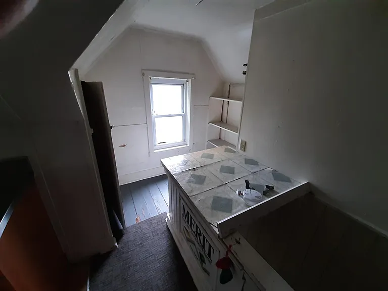 1021 Center Ave #3 — Photo 3