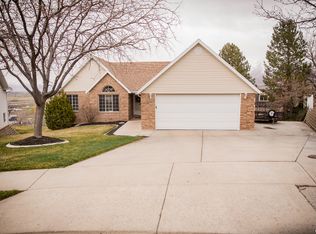 381 Sunnyhill Cir, Payson, UT 84651