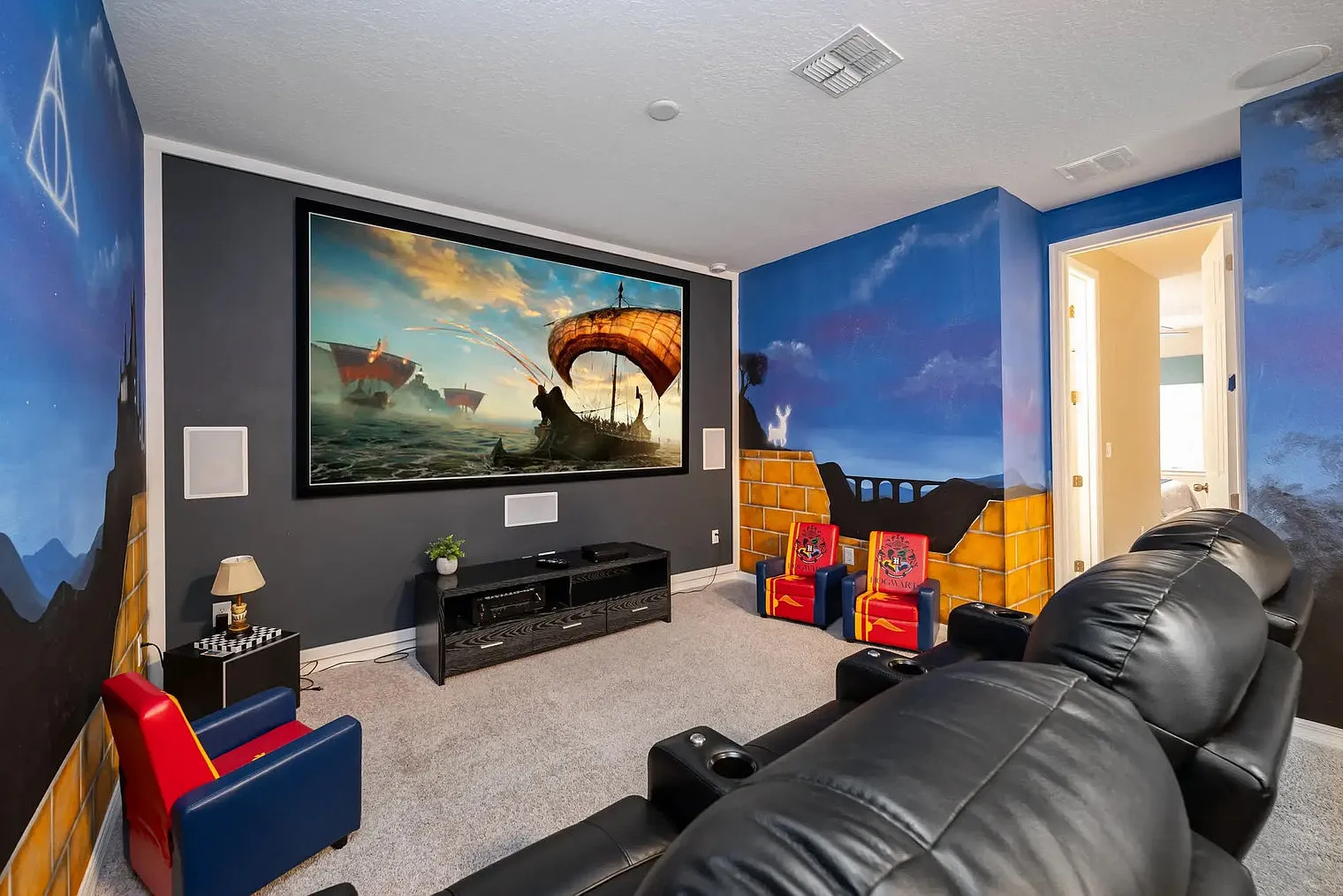 9 bed, 6.0 bath, 4359 sqft, $10,735 — Photo 2