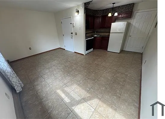5611 Clover Pl #0 — Photo 3