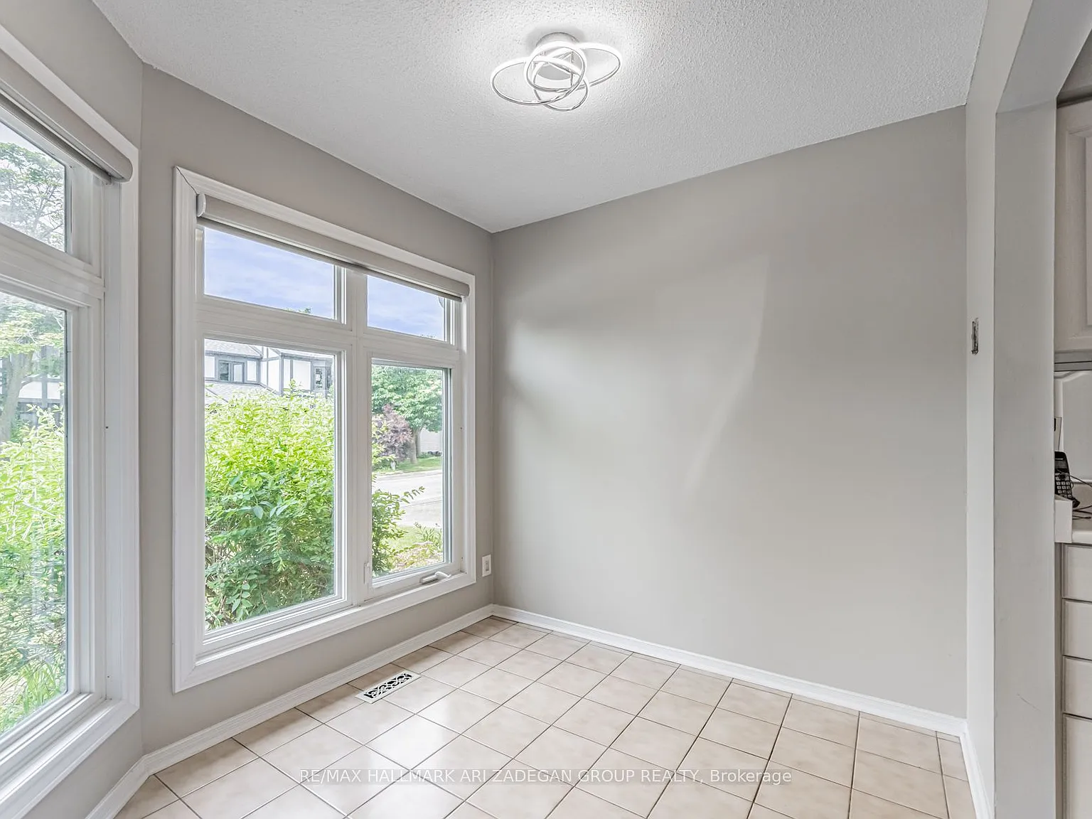 3 bed, $3,900 — Photo 4