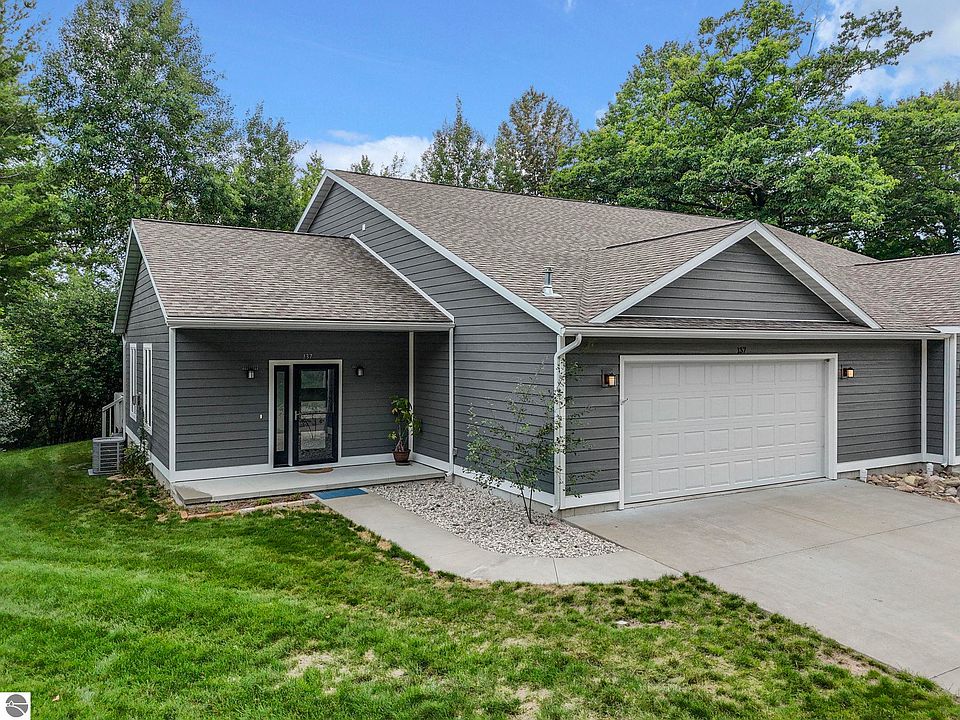 1st image of 137 Davidsen Shores Dr #7