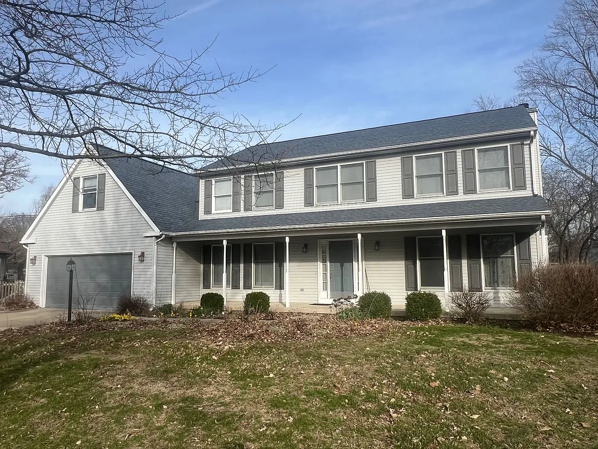 Building Photo - 2401 Peppertree Pl