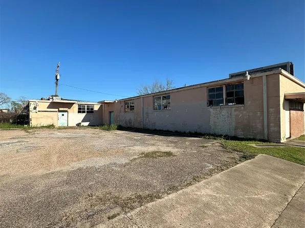 8243 Telephone Rd, Houston, TX 77061