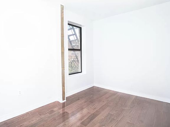 5th image of 301 W 154th St APT 11
