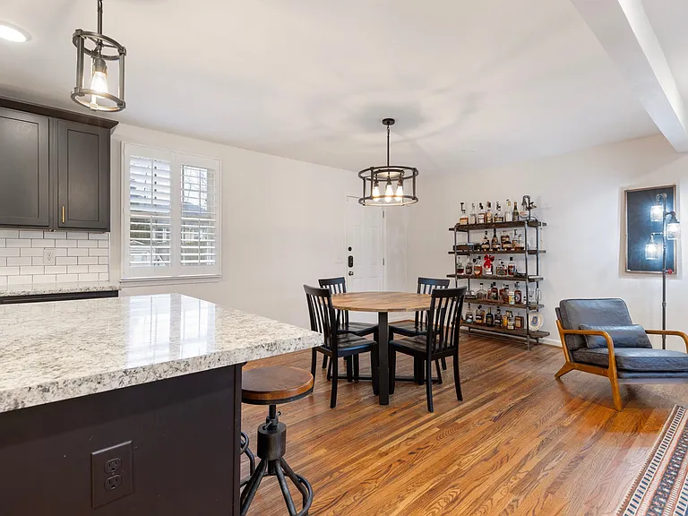 208 Hardison Ave — Photo 13