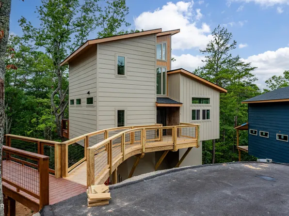 2385 Forge Hideaway Loop #5, Pigeon Forge, TN 37863