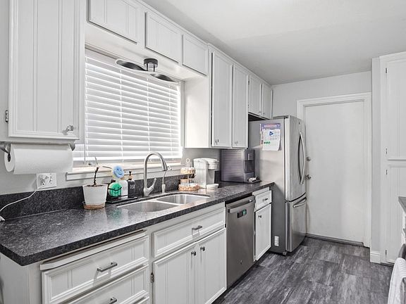 5th image of 2140 Georgia Way