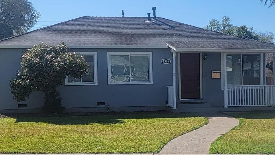 1st image of 2966 Princeton Ave
