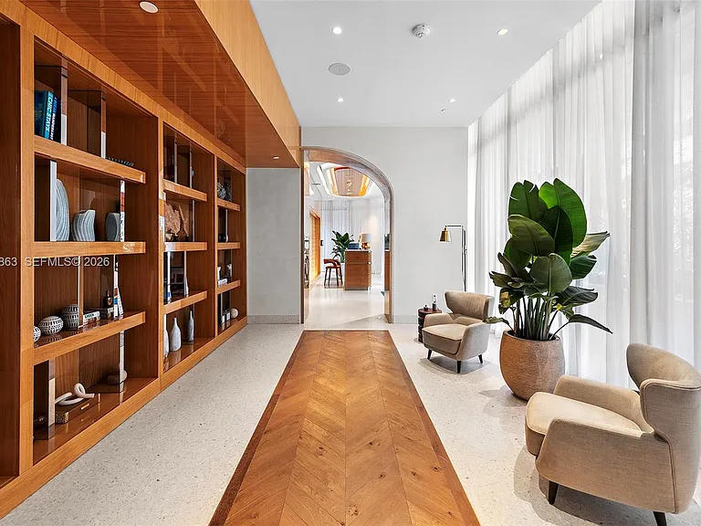 2678 Tigertail Ave #1005 — Photo 33
