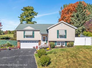 124 Leland Dr, Clarks Summit, PA 18411
